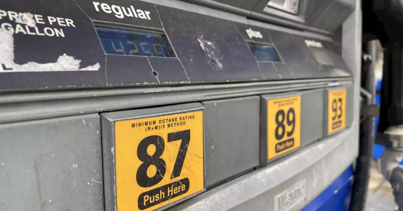 Here's how you should budget as gas prices rise in central Indiana, according to an expert