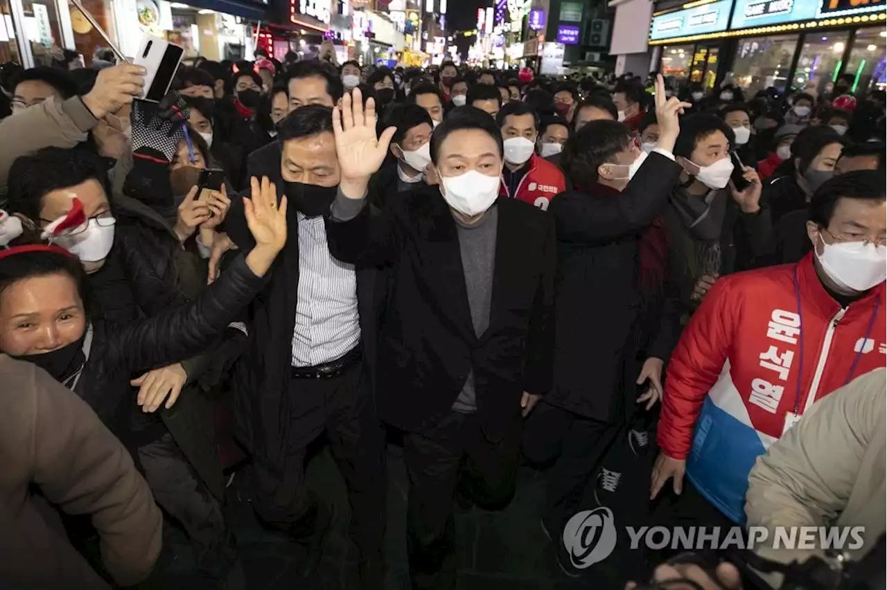 尹 '청년지지로 여기까지, 국정참여 약속 지킬것'…일정 마침표 | 연합뉴스