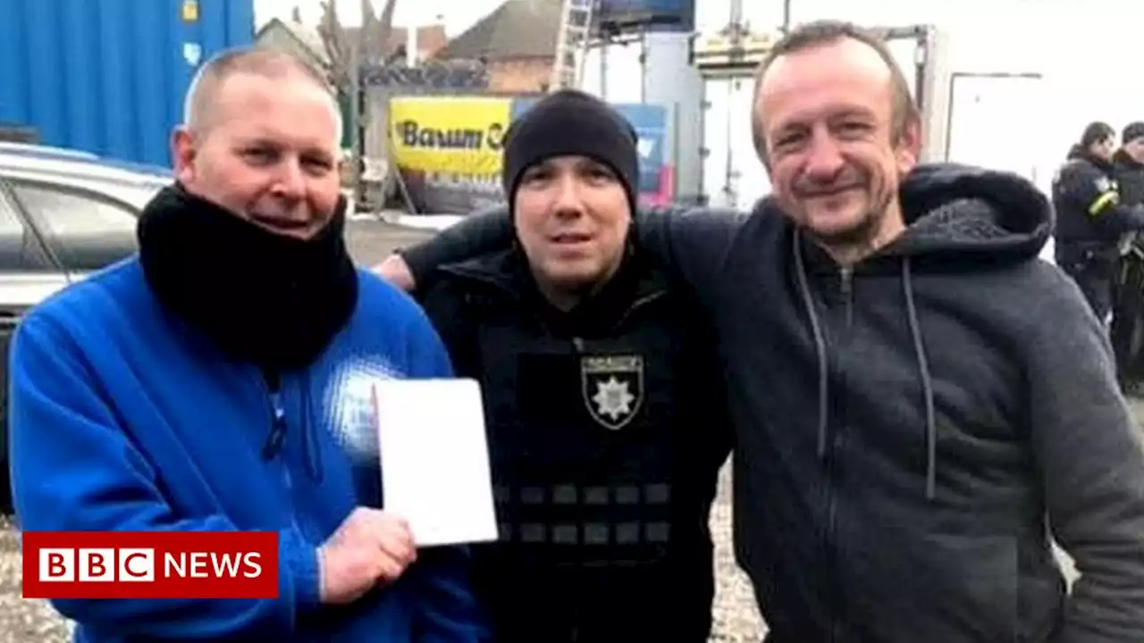 Ukraine war: Scots rescue pair tell of Russian gunpoint ordeal