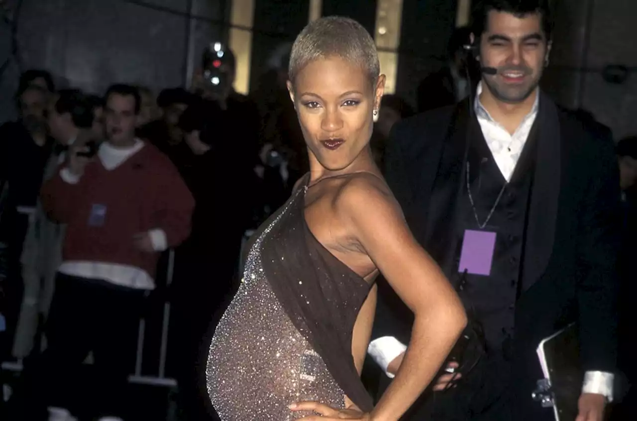 Jada Pinkett Smith Praises Rihanna’s Maternity Style, Shares Throwback 1998 Grammys Pregnancy Look