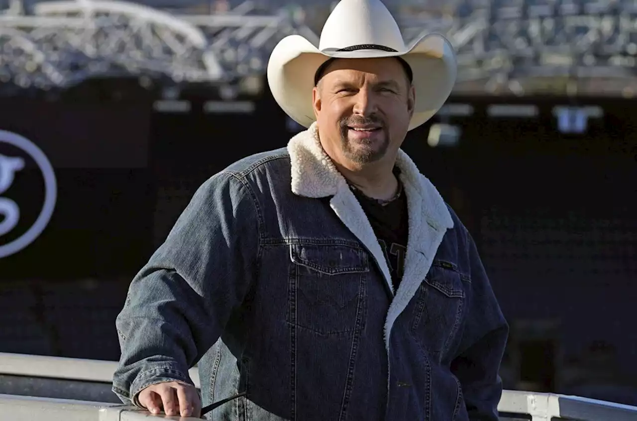 Minneapolis’ U.S. Bank Stadium Settles With Wisconsin Man Injured at Garth Brooks Show