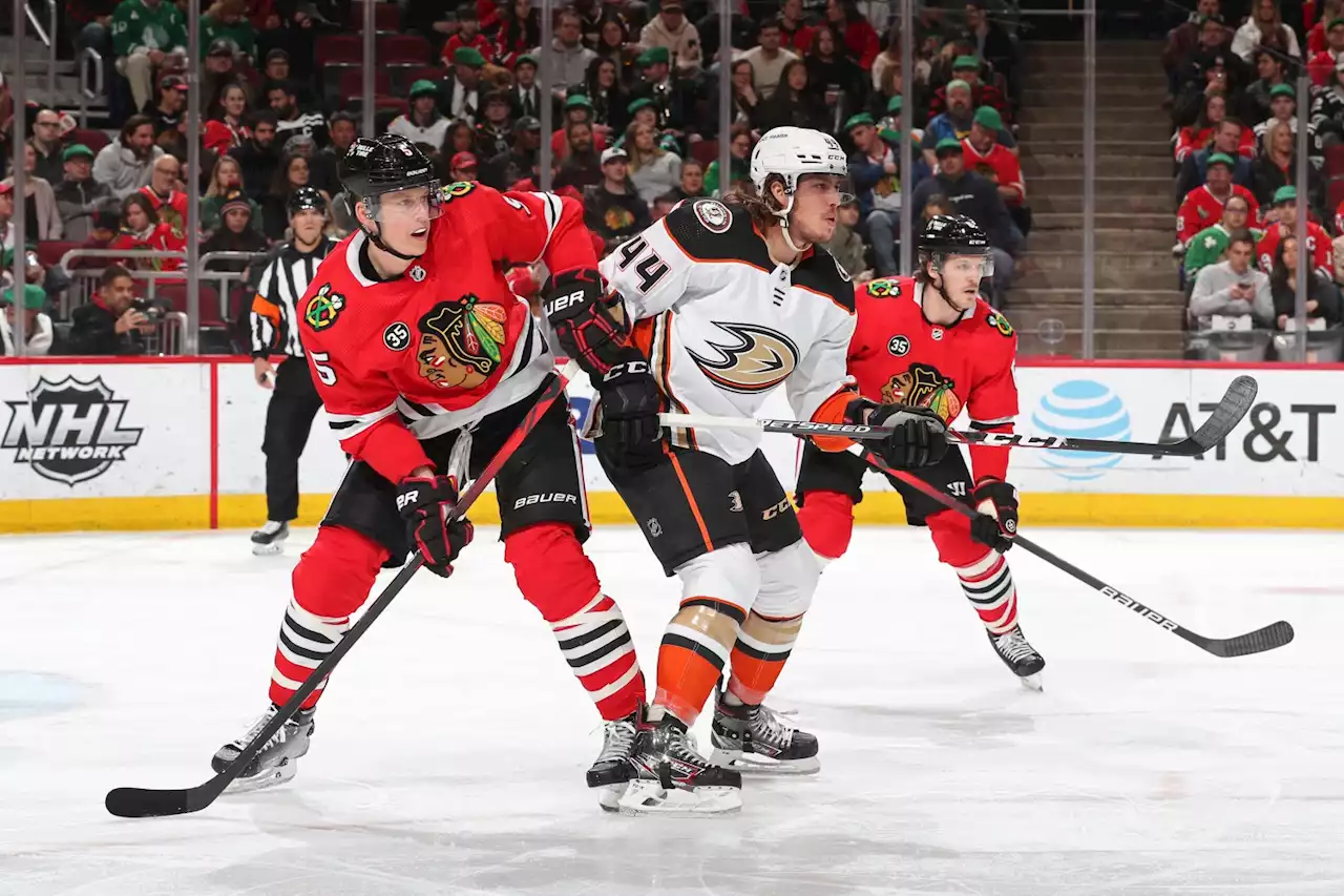 Banged-Up Anaheim Ducks Lose to Chicago Blackhawks 8-3