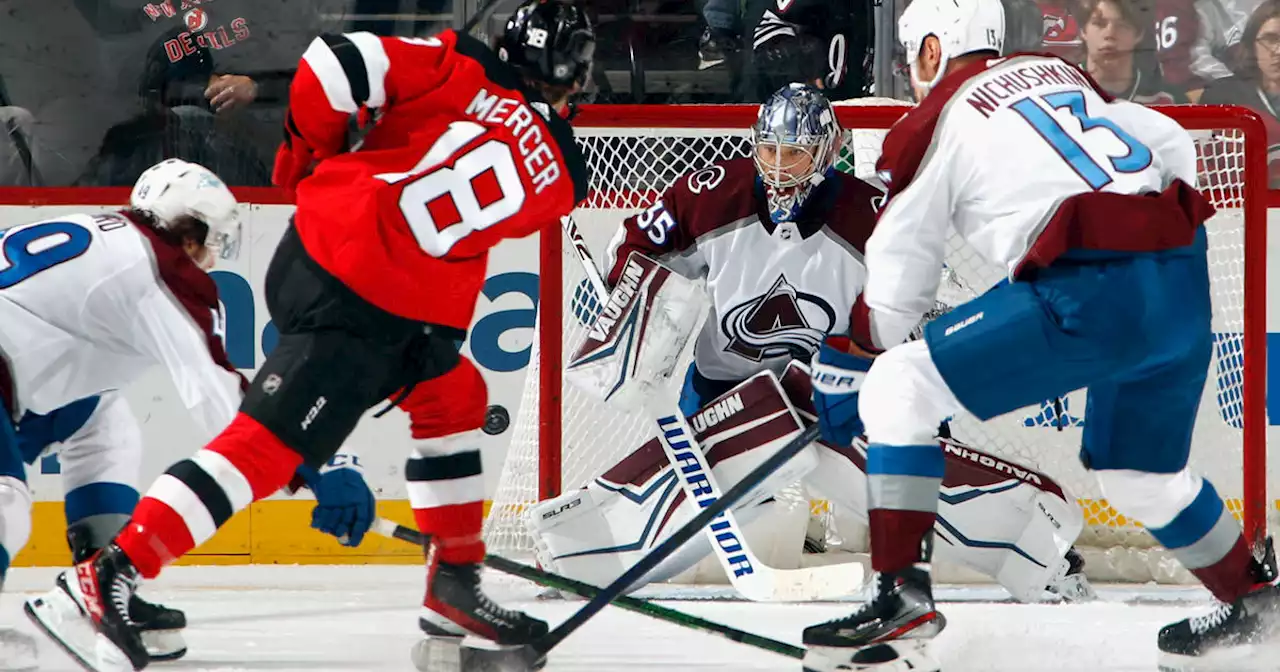 Devils score five straight goals to beat Avalanche