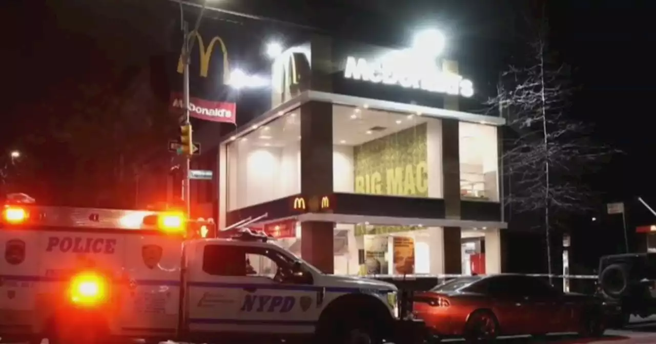 McDonald's employee stabbed trying to break up fight in East Harlem