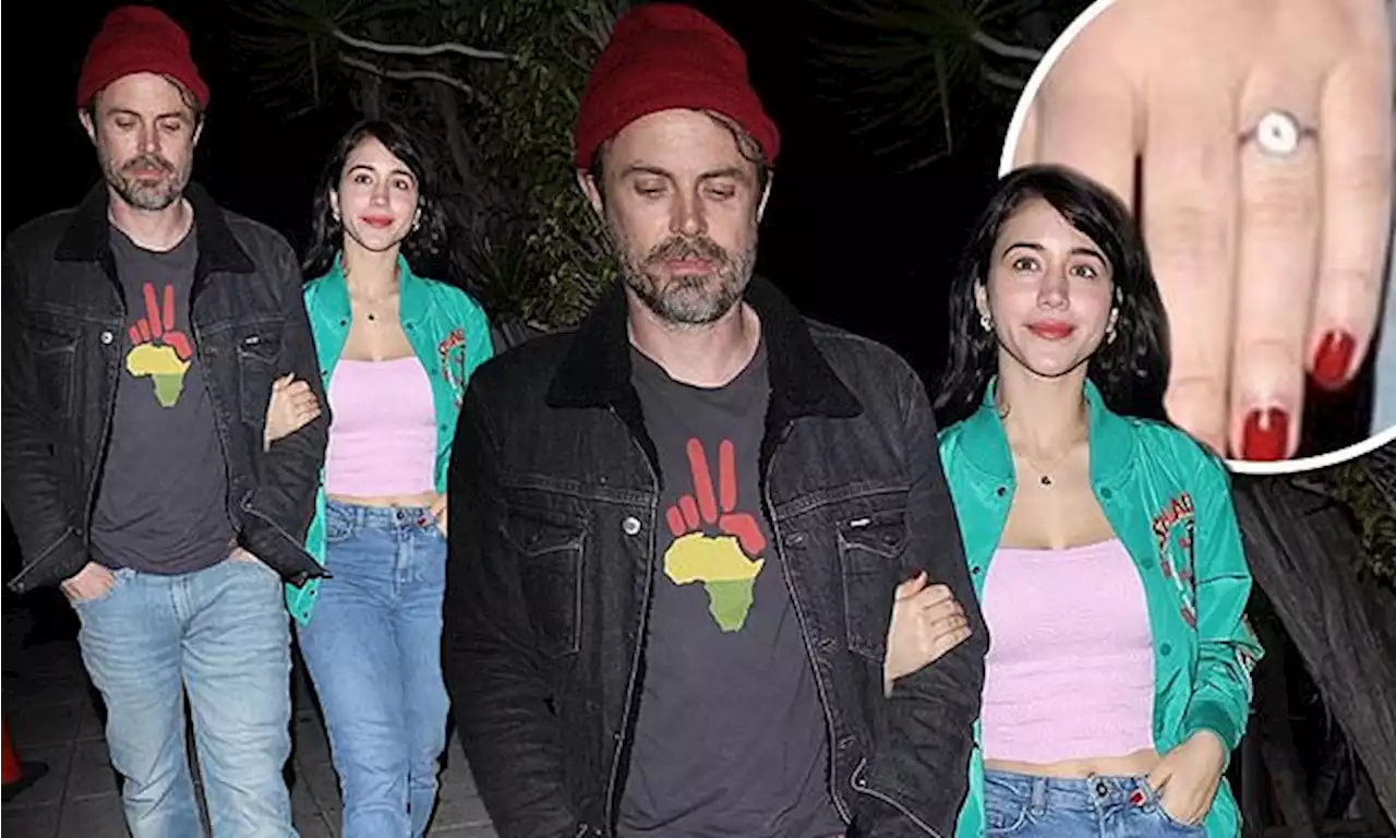 Casey Affleck's girlfriend Caylee Cowan flashes a diamond ring