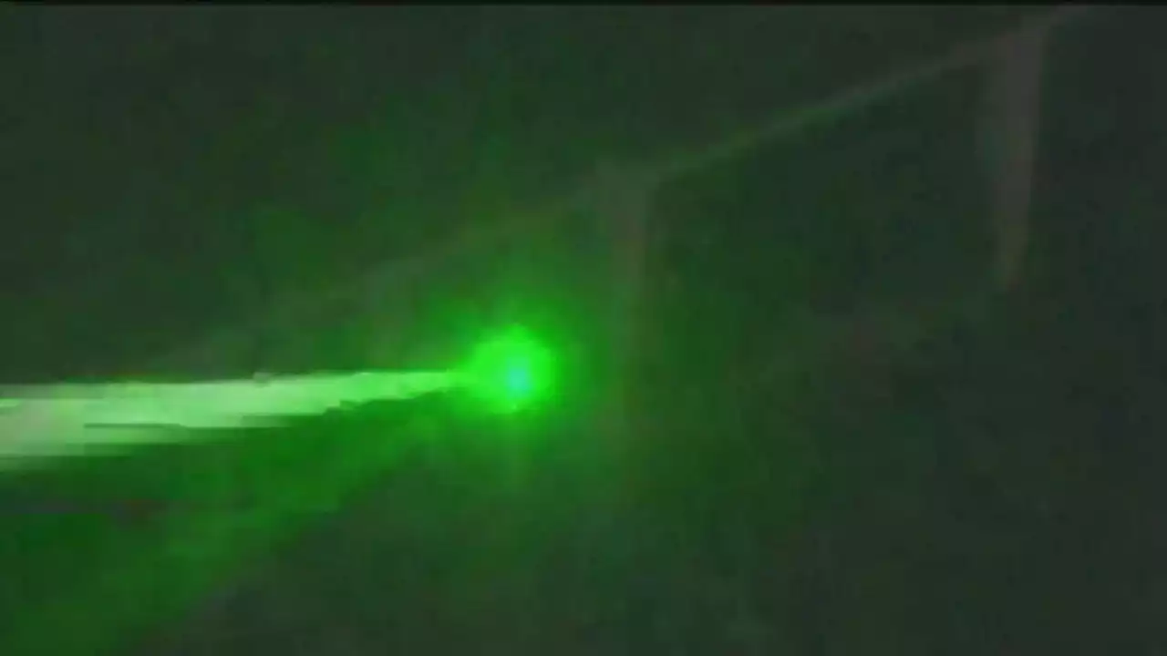 4 flight crews report laser sightings near SEA