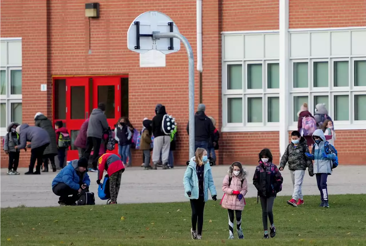 As Ontario looks to lift mask mandate, head of Canada’s largest pediatric hospital advises caution in schools