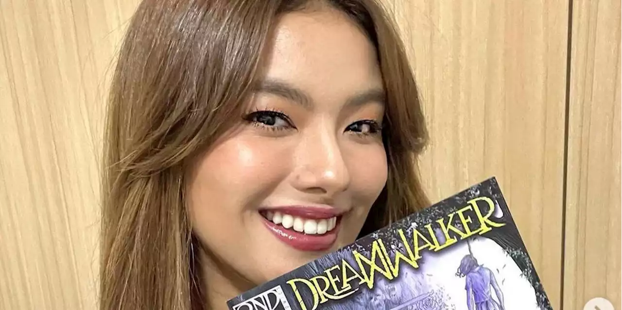 Kate Valdez receives copy of 'Dream Walker,' the comic book whose heroine she inspired