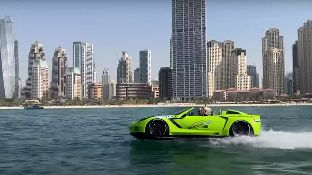 Corvette Sea-8? This Speedy Day Boat Was Transformed Into a Chevy for the Water