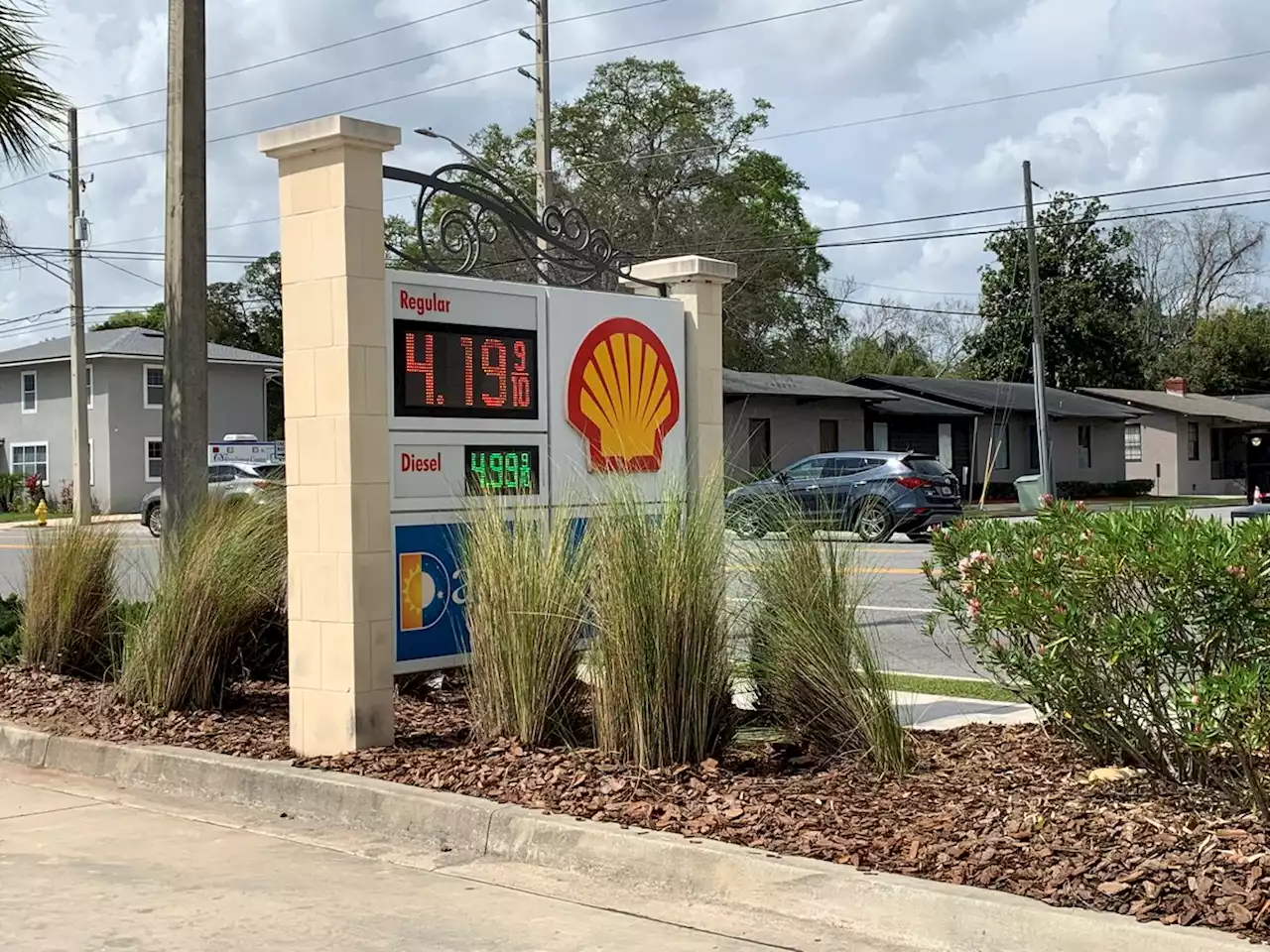 Florida catching up to record national average in gas prices as drivers lament spiking costs