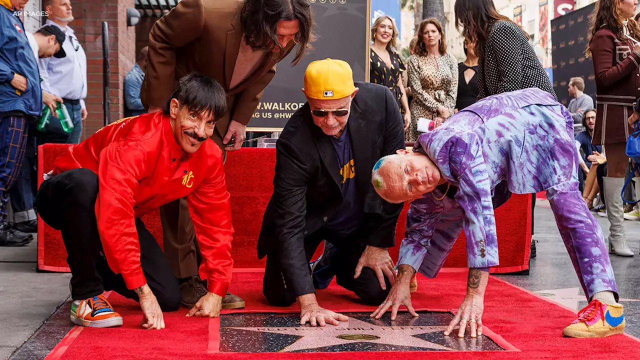 Red Hot Chili Peppers get star on Hollywood Walk of Fame