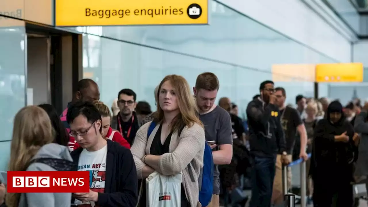 Easter airport queue warning amid staff shortages