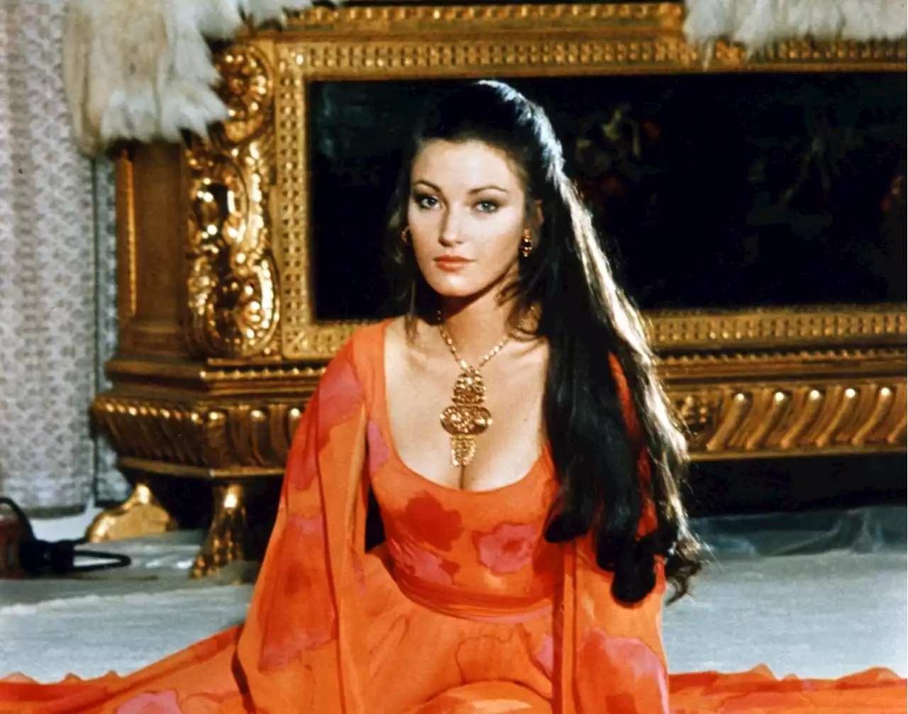 Former Bond Girl Jane Seymour Says Her Role Was 'Awful' — Best Life