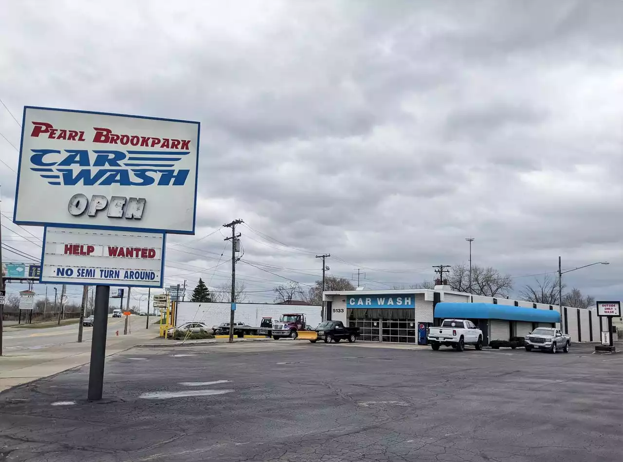 Pearl Brookpark Car Wash closes after more than 50 years in business