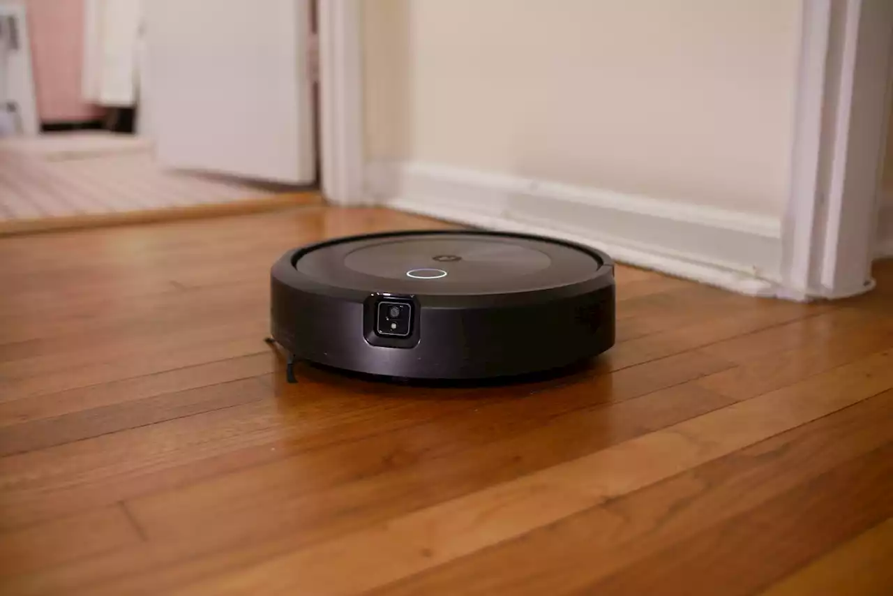 Why does my Roomba keep cleaning the same area? | Digital Trends