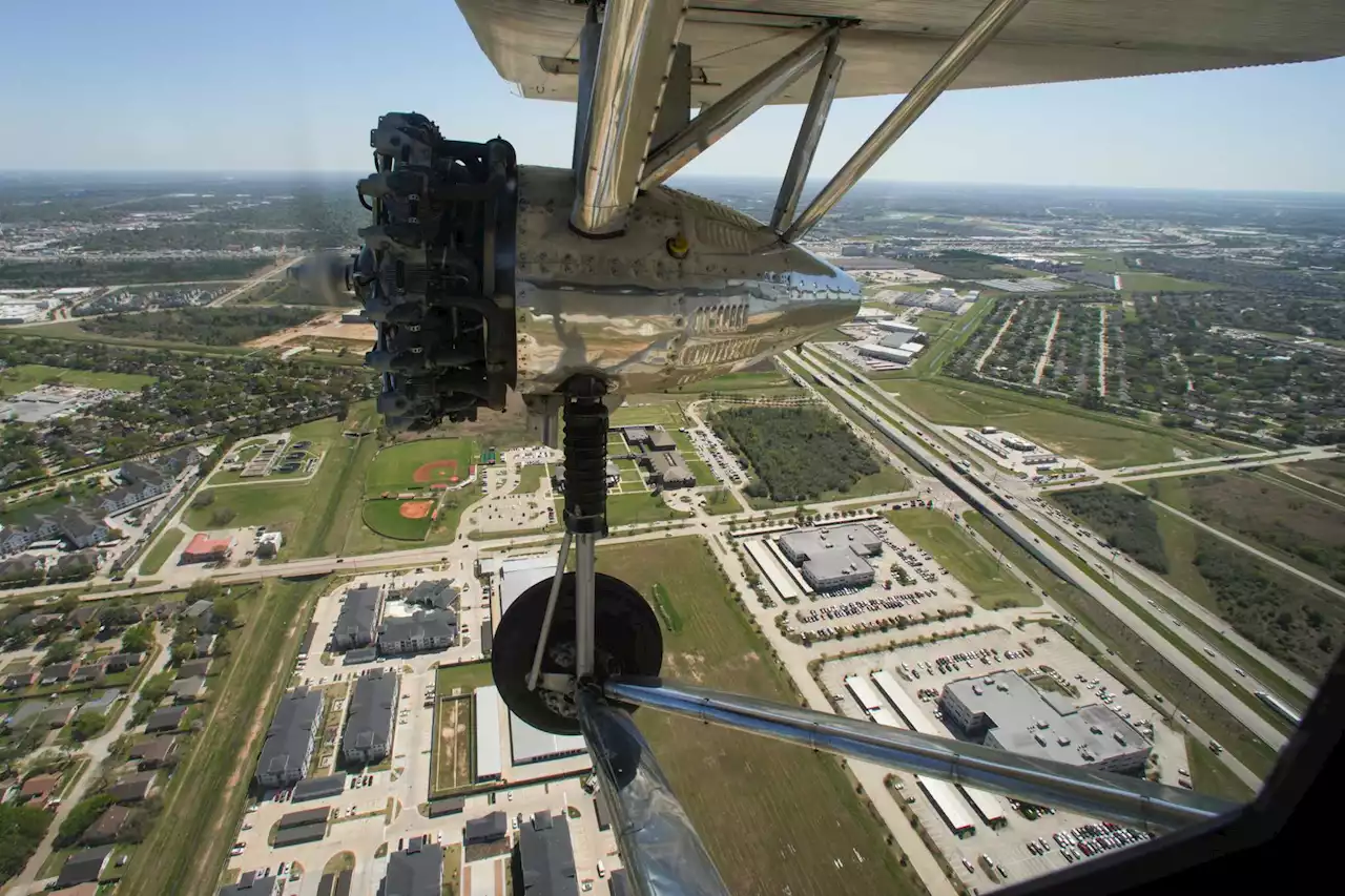 Aviation group to offer flights aboard a 1928 Ford Tri-Motor at Houston Executive Airport