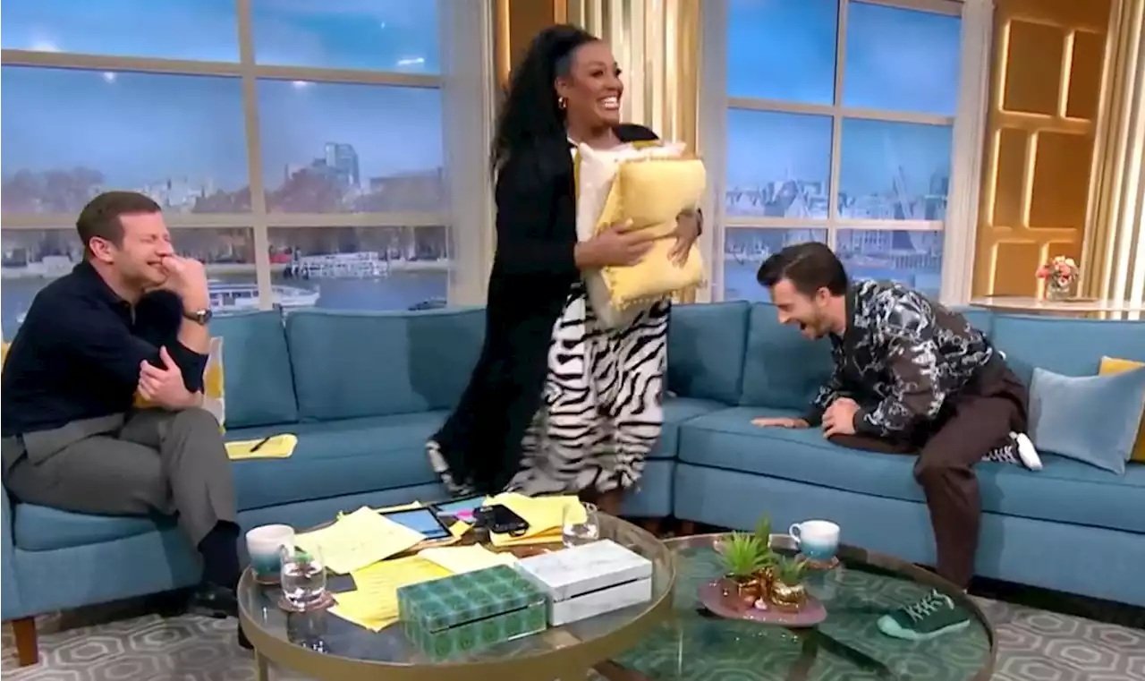 Alison Hammond Begs Jonathan Bailey For Bridgerton Sex Scene Demo During Hilarious Interview