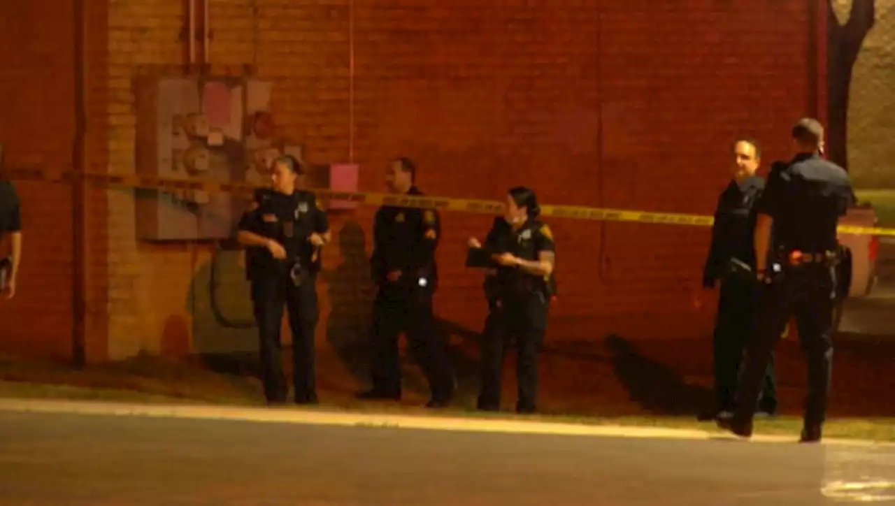 2 teens found wounded after shooting at West Side playground