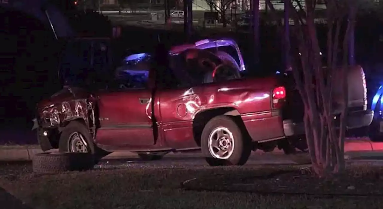 BCSO: Gang members in stolen truck lead high-speed chase in Northeast Bexar County; drugs found