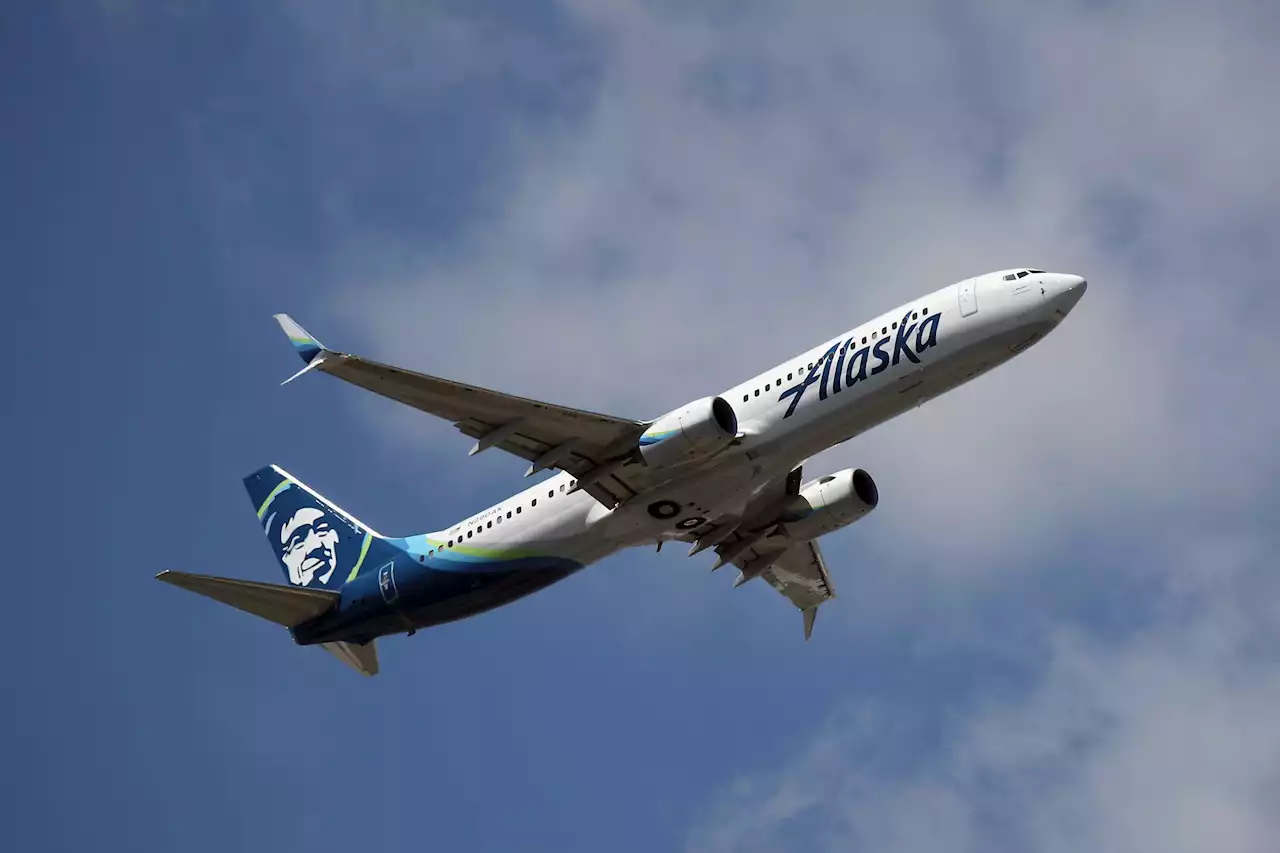 Alaska Airlines Cancels Dozens of Flights as Pilots Picket