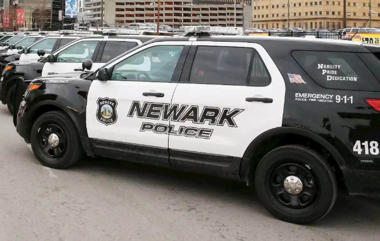 2 killed in Newark crash were in vehicle struck by speeding stolen car, authorities say