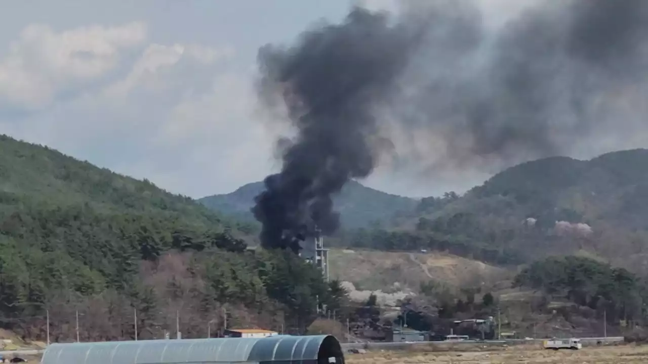 경남 사천서 공군 KT-1 훈련기 공중 충돌...3명 사망·1명 실종