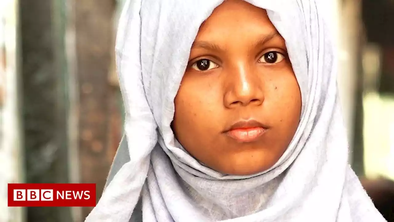 Hijab-wearing Indian teen rapper breaks stereotypes