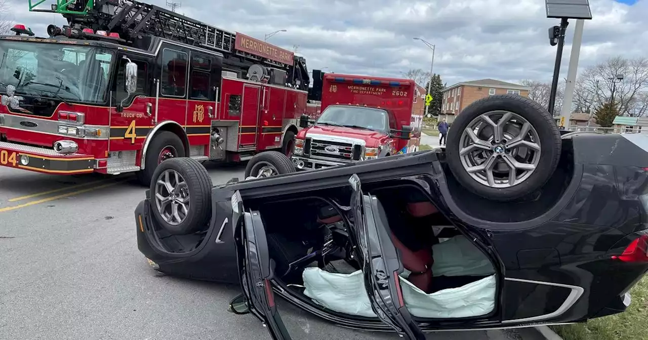 Firefighters respond to rollover crash in Merrionette Park