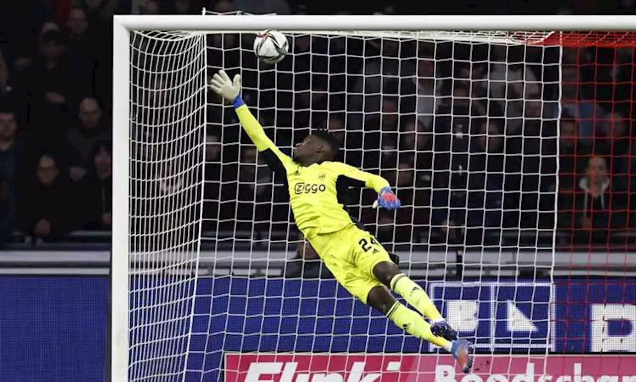 Inter, altri fischi a Onana dai tifosi dell'Ajax: 'Non me ne frega un c... Non sono in forma, non gioco da tempo'
