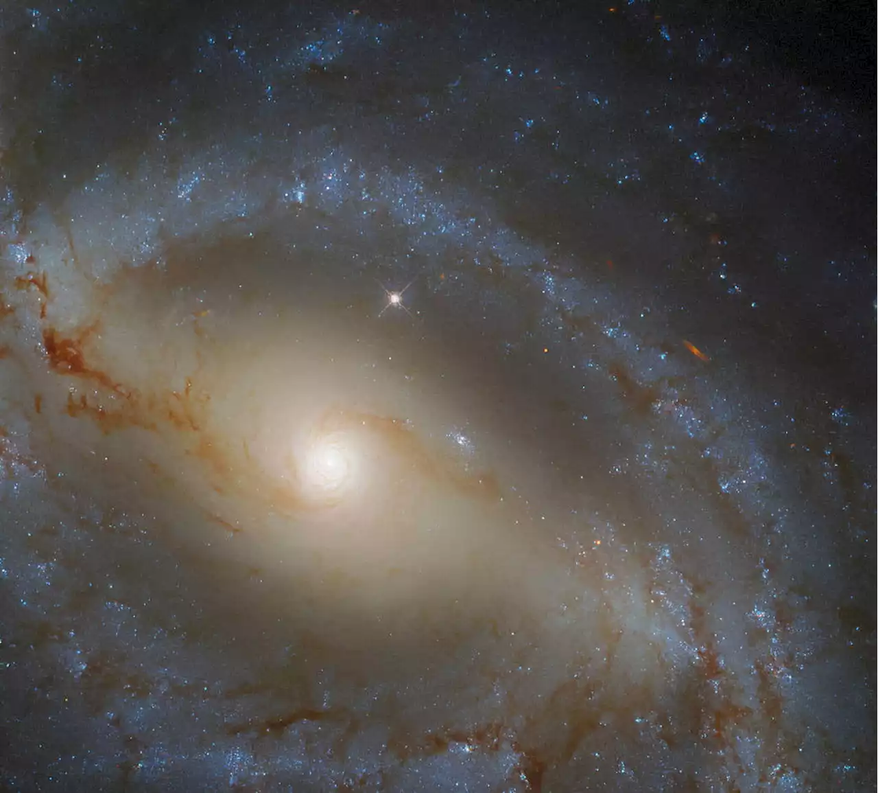 Hubble captures spiral galaxy in constellation of Serpens | Digital Trends