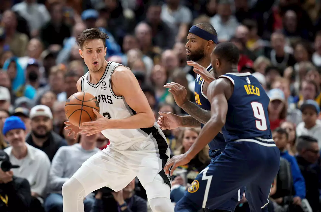 Spurs err on side of health as play-in approaches