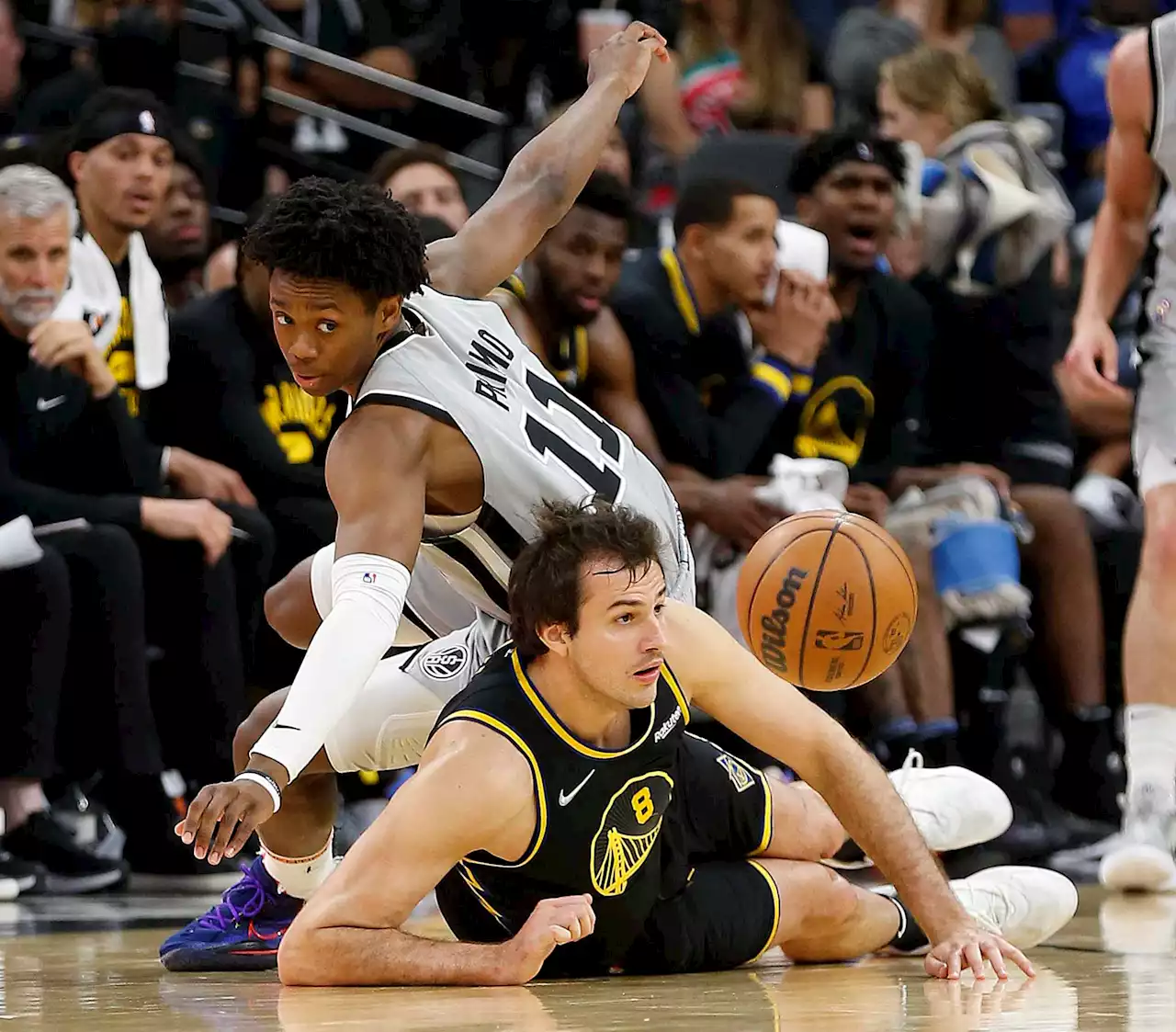 The triple take: Warriors 100, Spurs 94