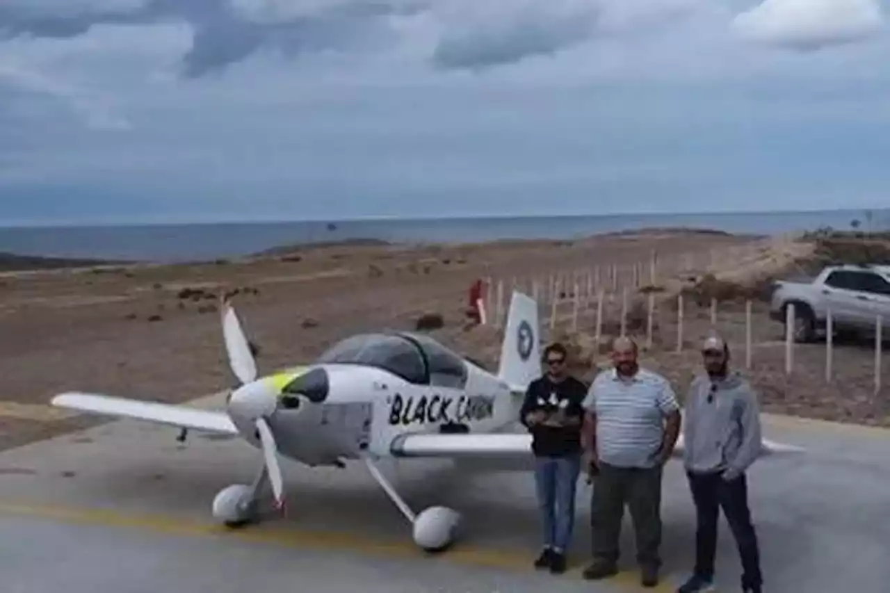 Un avión experimental fabricado por dos amigos argentinos unirá Ushuaia con Alaska y recolectará datos científicos