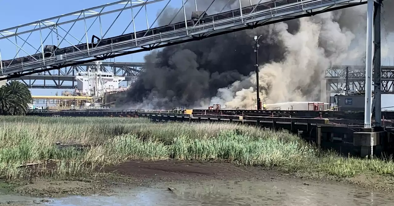 Fire engulfs port in Bay Area city of Benicia