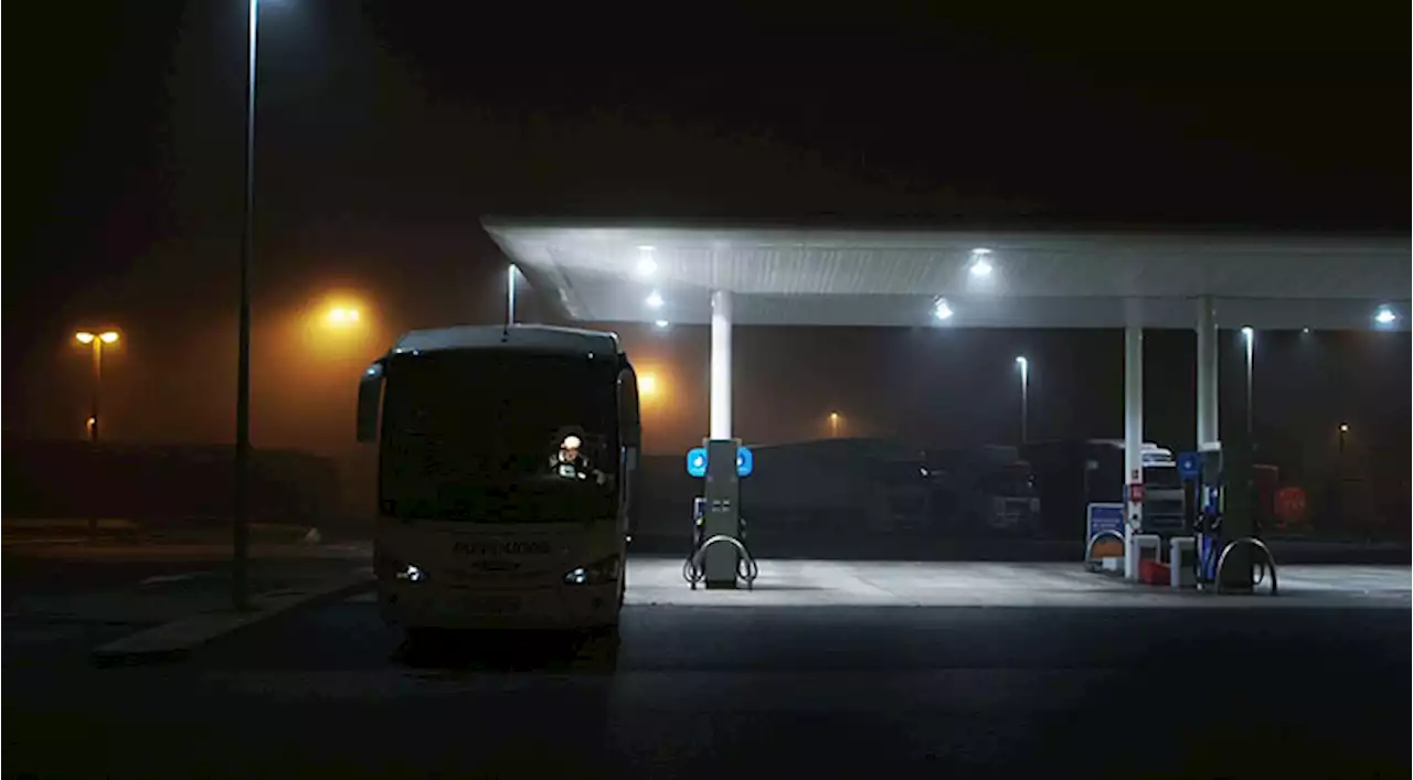 « Des jours et des nuits sur l’aire », l’ultramoderne solitude