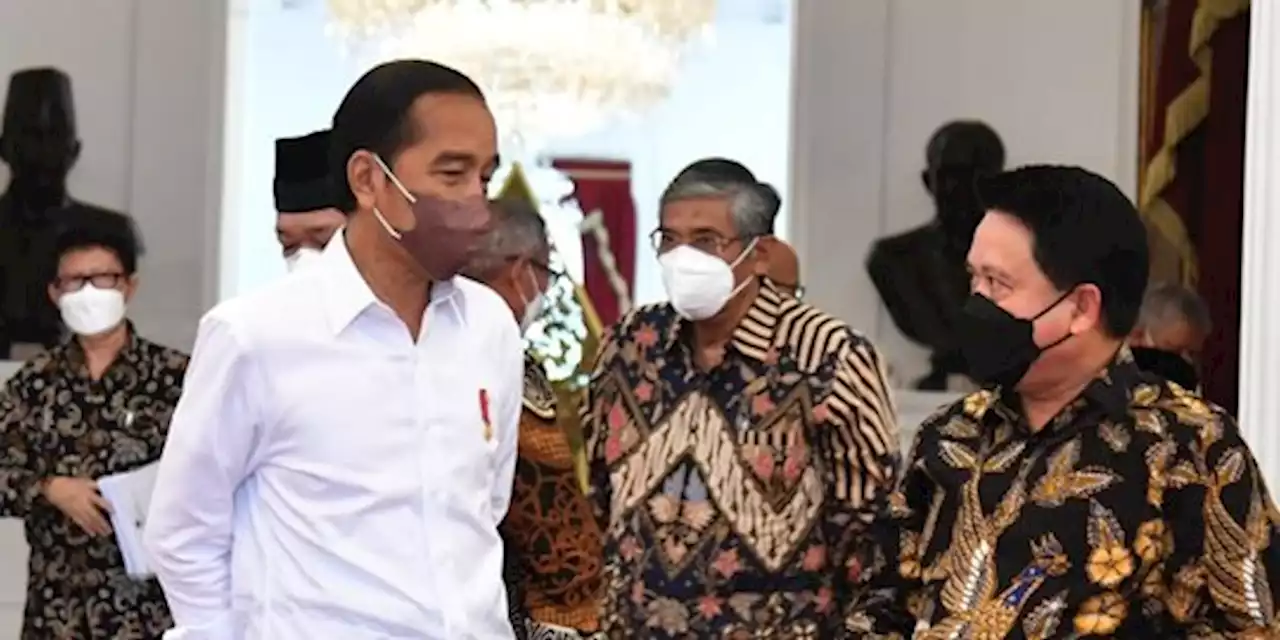 Jokowi Tepis 3 Periode: Sudah jelas, Pemilu 14 Februari 2024 & Pilkada November 2024 | merdeka.com