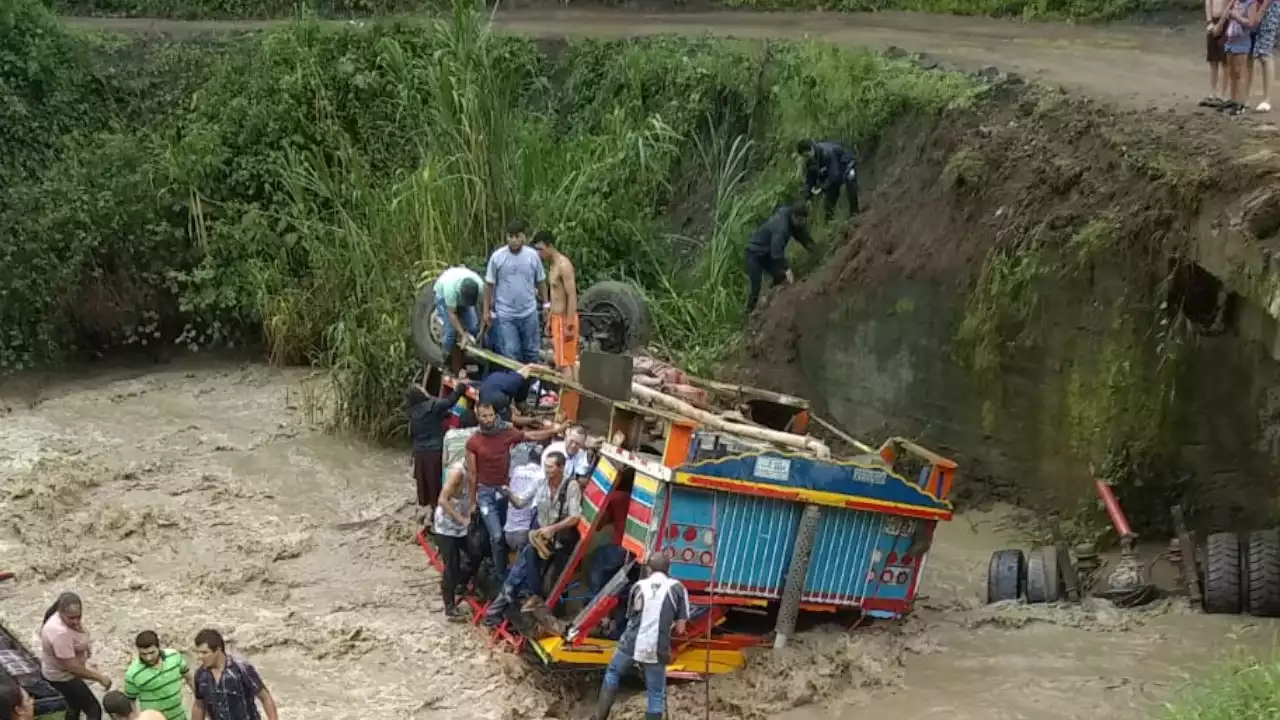 Bus escalera se accidentó en Salgar, Antioquia