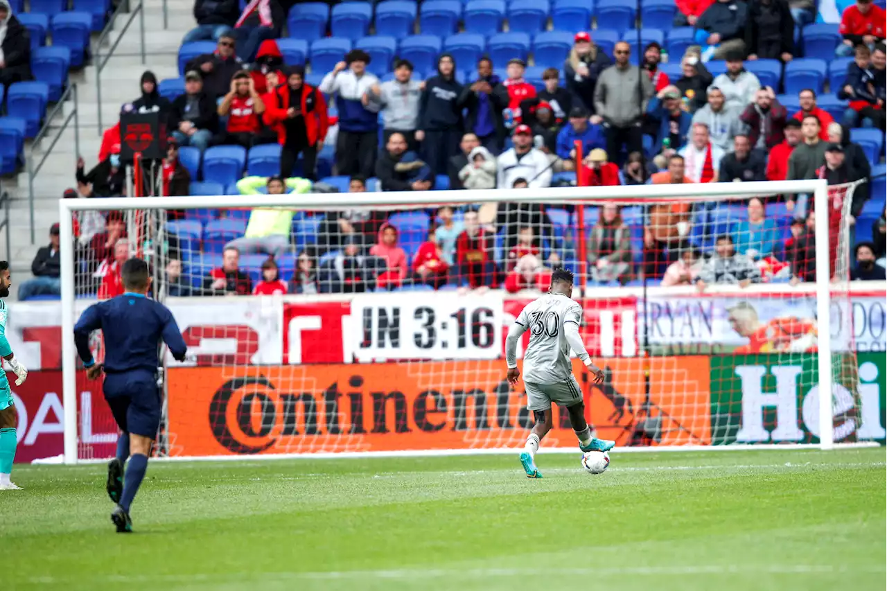 Red Bulls blow late lead on empty-net goal in loss to CF Montreal