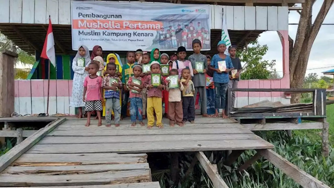 Kebaikan Zakat BMH Bahagiakan Muslim Pedalaman Kamundan, Papua Barat |Republika Online