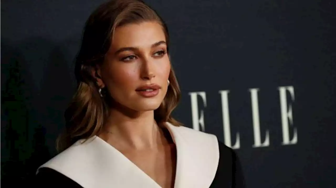 Hailey Bieber Ungkap Alasan Cuti sebagai Model Peragaan Busana