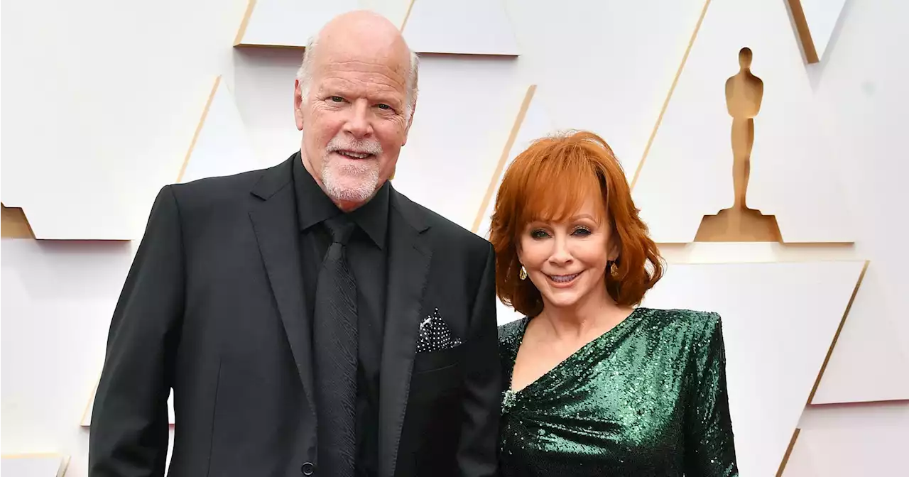 Reba McEntire and Boyfriend Rex Linn’s Relationship Timeline