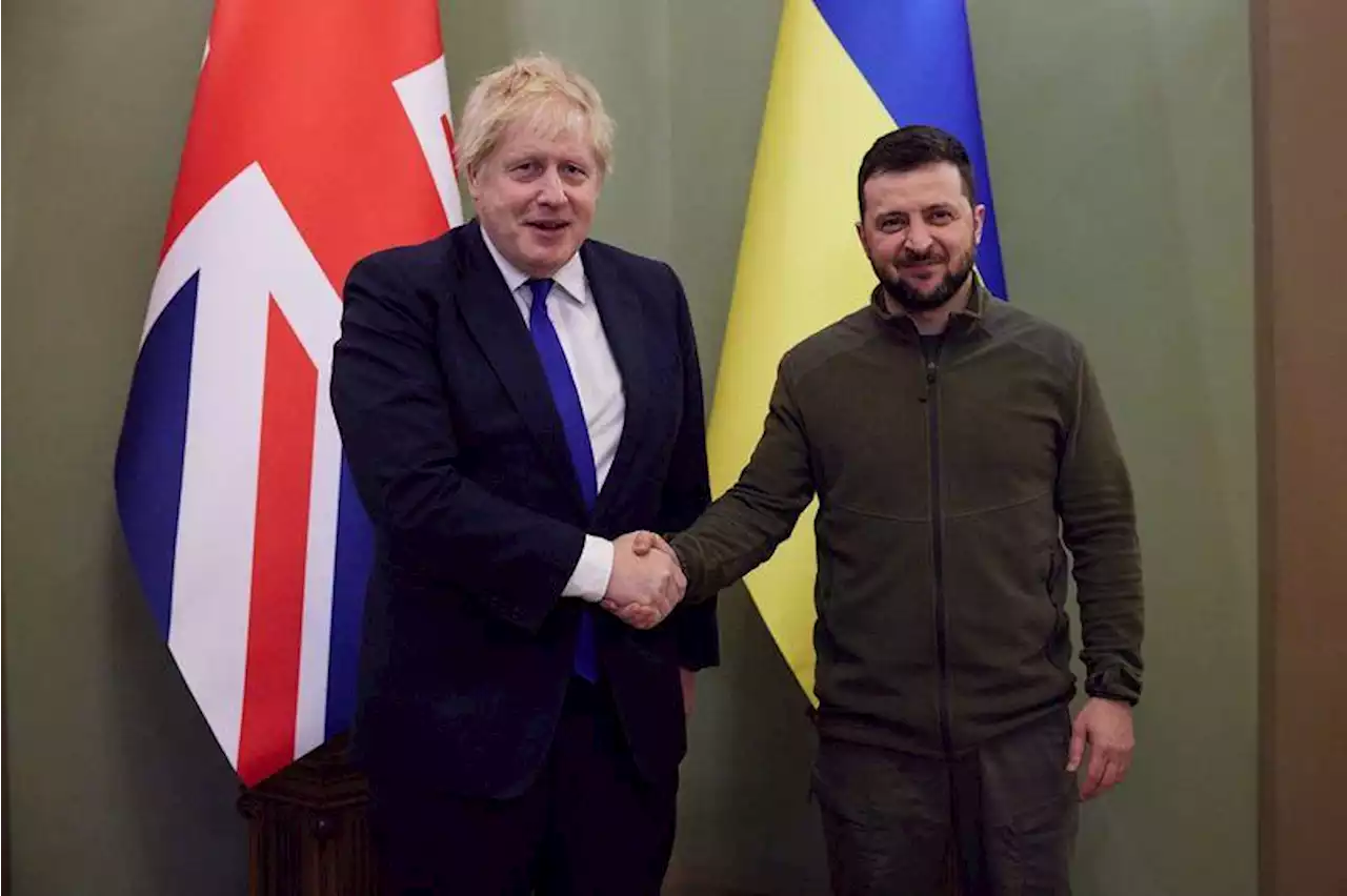 In show of support, British PM meets Ukraine's Zelenskiy in Kyiv