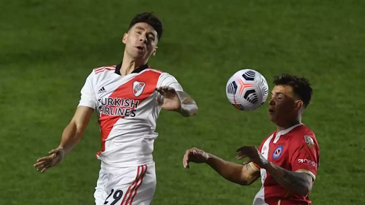 River enfrenta a Argentinos en el Monumental