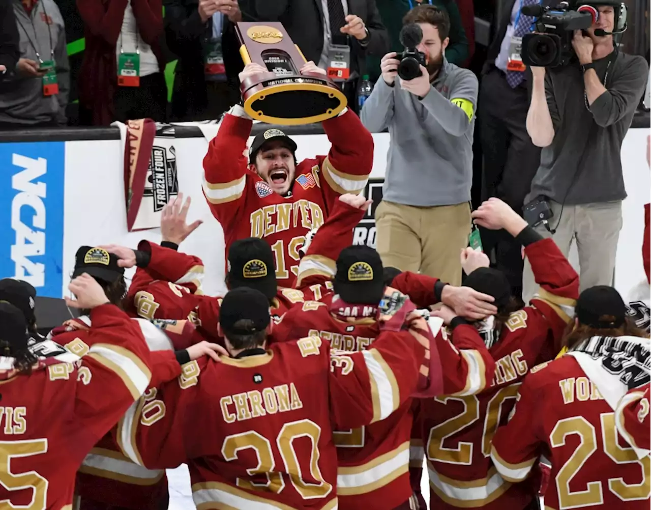 DU Pioneers alumni revel in ninth NCAA hockey championship: “It was a great night all around”