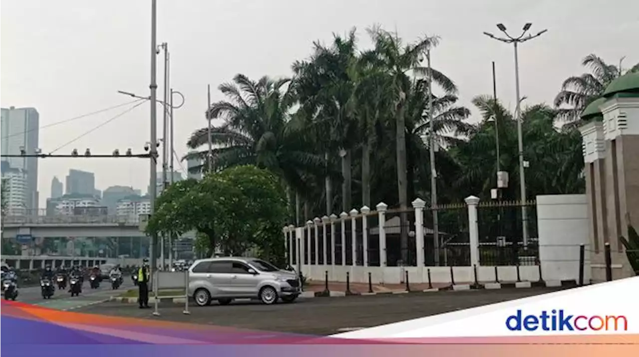 BEM SI Bakal Demo, Begini Situasi di Depan Gedung DPR Pagi Ini