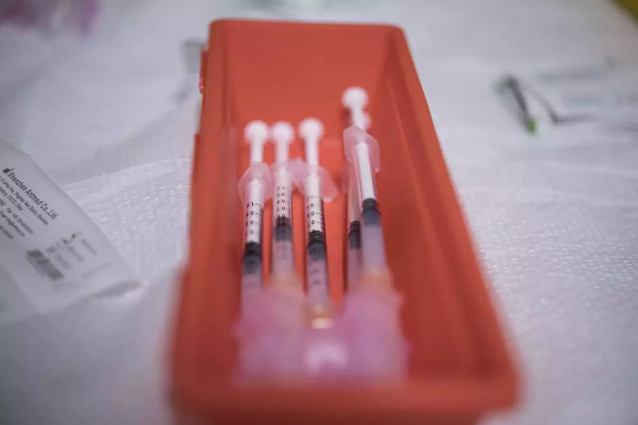 Ontario will heed advice of top doctors on masks, says Christine Elliott
