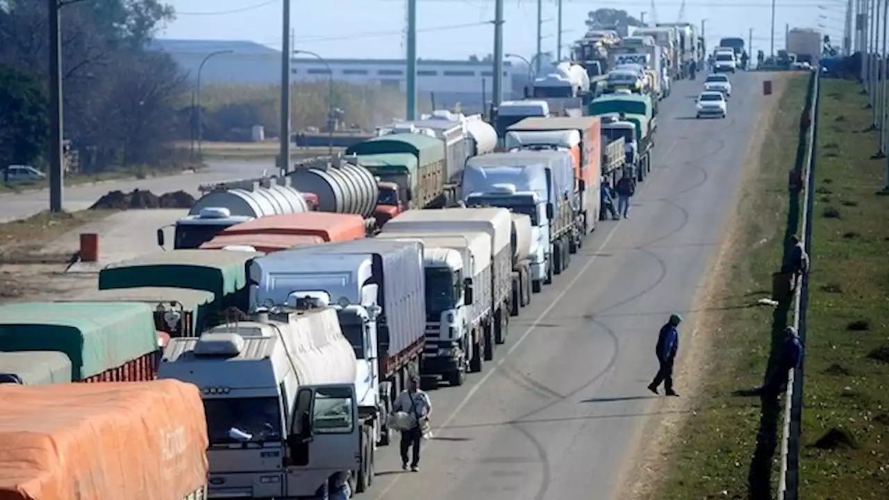 Levantan paro de camioneros en San Nicolás: 'Perdió la extorsión'