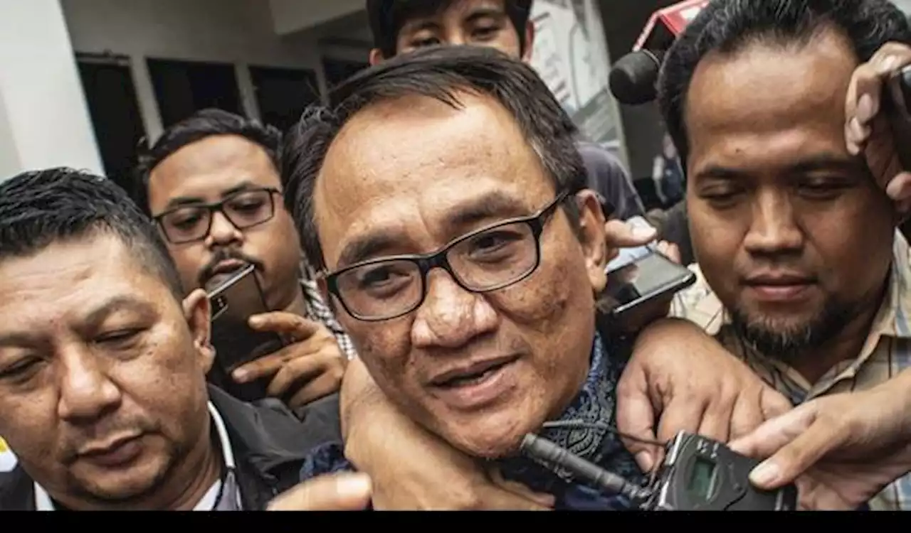 Andi Arief Penuhi Panggilan KPK Dalam Kasus Suap Bupati Penajem Paser Utara