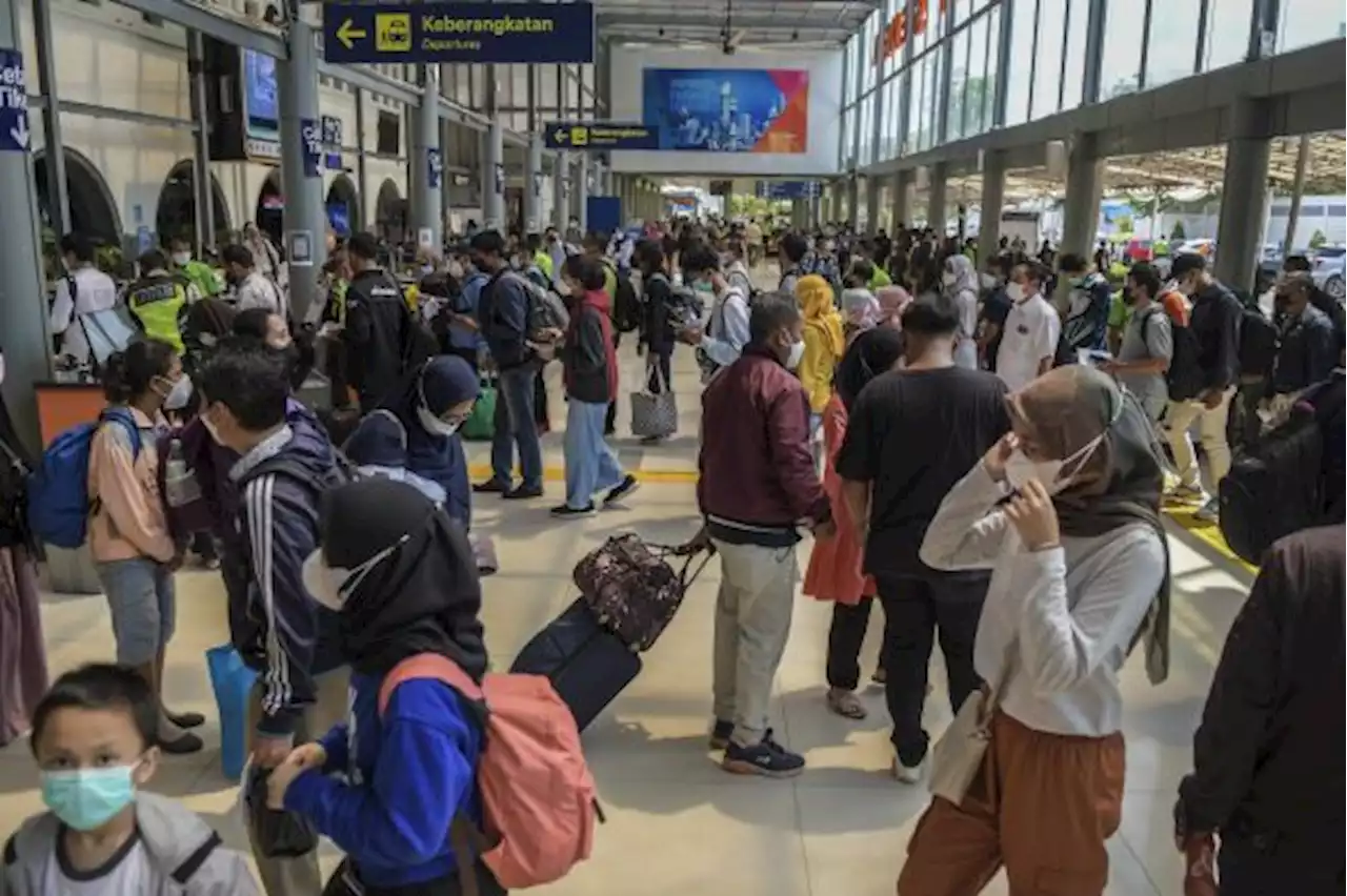 Antisipasi Demo, Penumpang Kereta Jarak Jauh Bisa Naik dari Stasiun Jatinegara