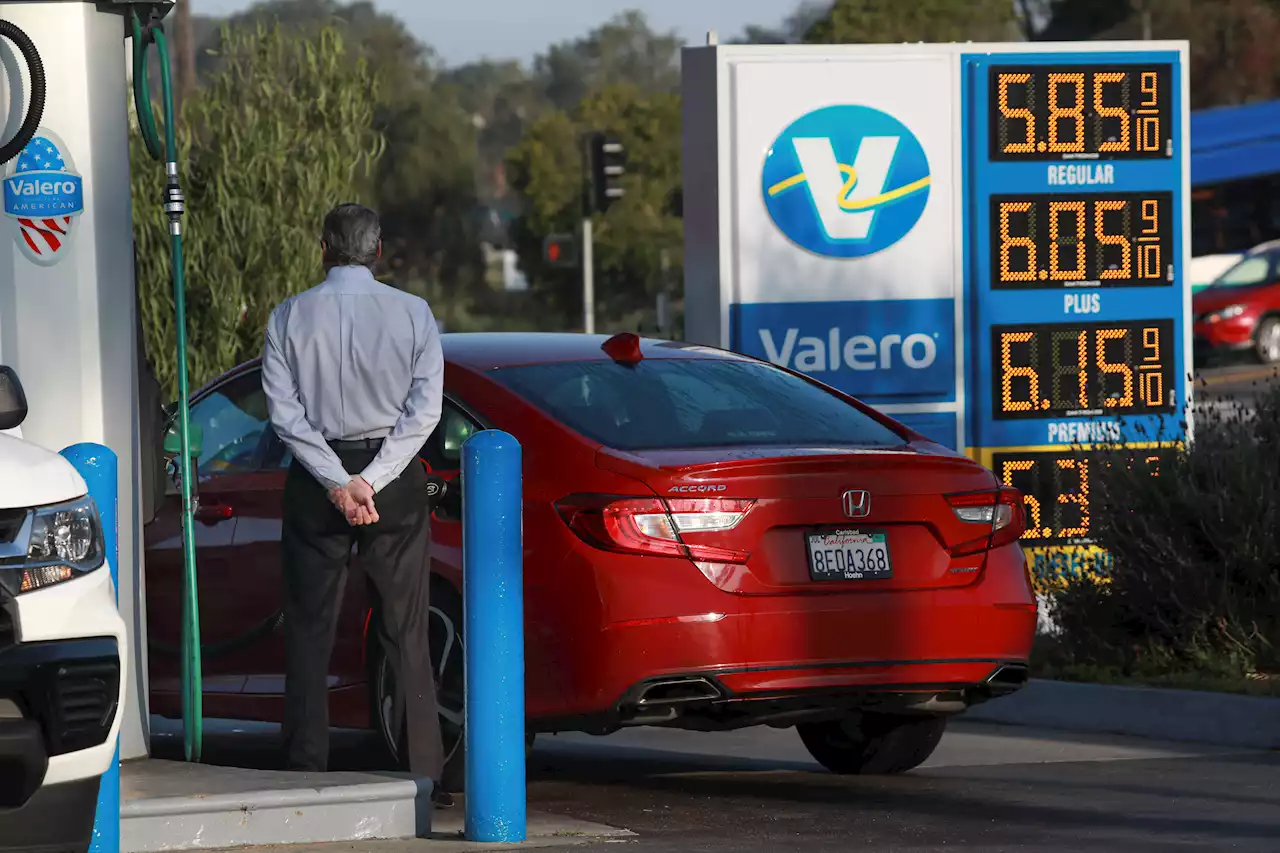 Consumer Fears Over Inflation Hit a Record High in March, New York Fed Survey Shows